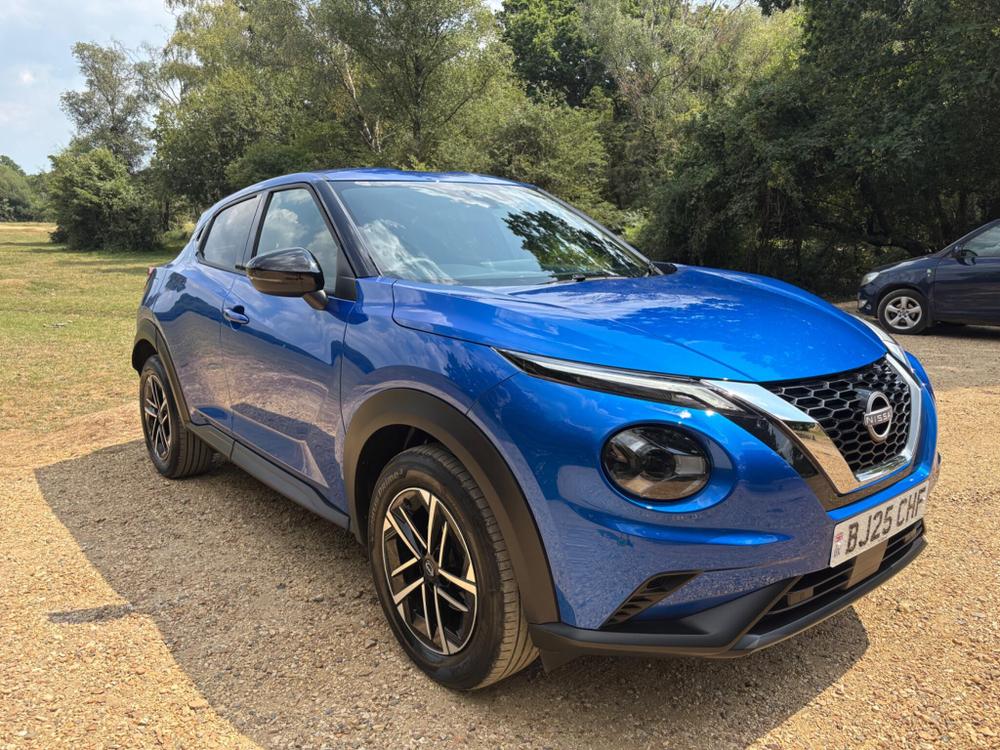 Nissan Juke Photo at-5a6fb0a63a4c4beca7fab19e33116566.jpg