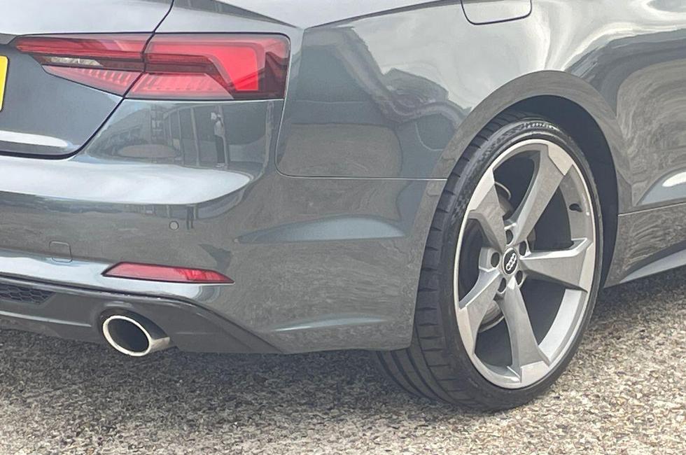 Audi A5 Photo at-5a980d16a34e4292b263329e19316f70.jpg
