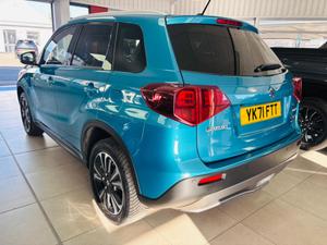 Suzuki Vitara Photo 3