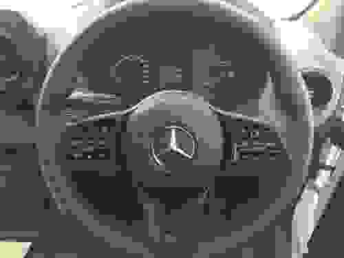 Mercedes-Benz Sprinter Photo at-5aaa478e2c924f719922e5d03d41a160.jpg