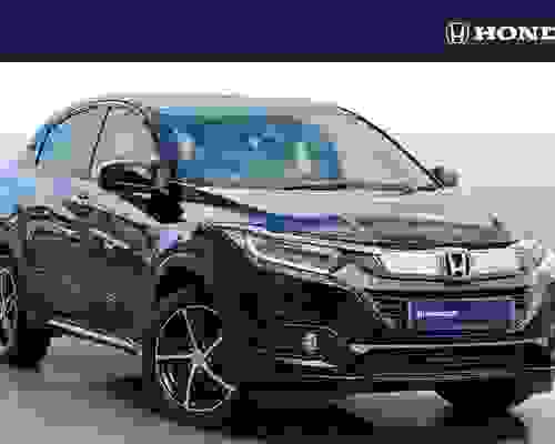 Honda HR-V 1.5 i-VTEC SE (s/s) 5-Door Crystal Black at Startin Group