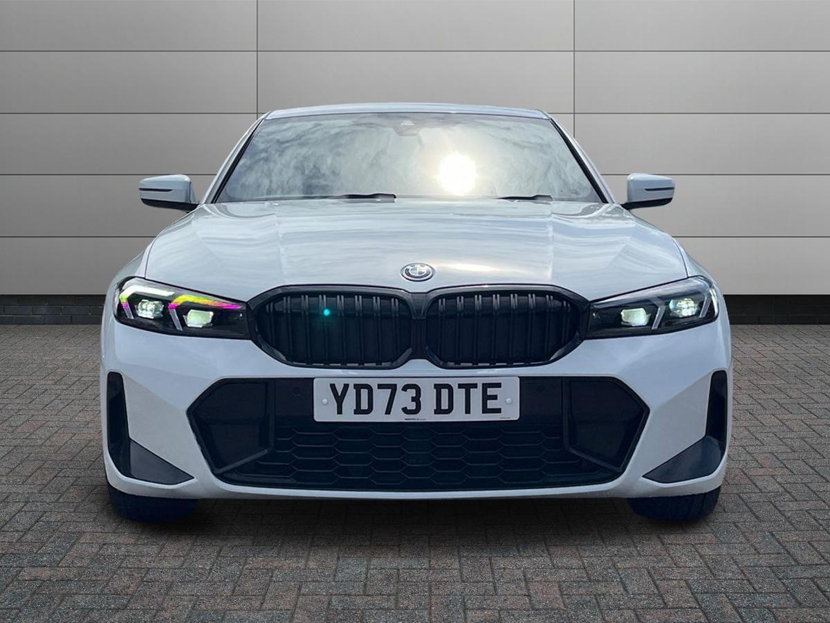BMW 3 Series Photo 7