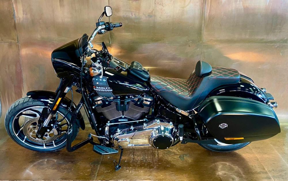 Harley-Davidson Softail Photo at-5affa2d688944f85aaaec63c2ec699b8.jpg