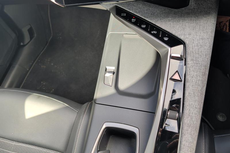 Used Peugeot 3008 WU24VSG 12