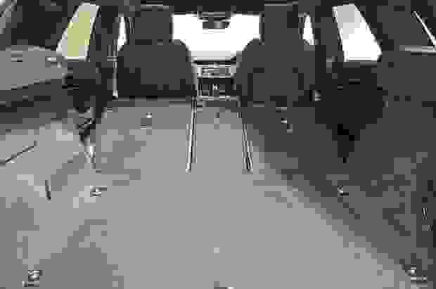 Land Rover RANGE ROVER EVOQUE Photo at-5b04818e54fa42288f0245606ebc6ee8.jpg