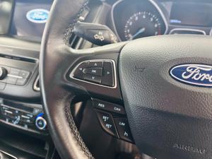 Ford Focus Photo 30