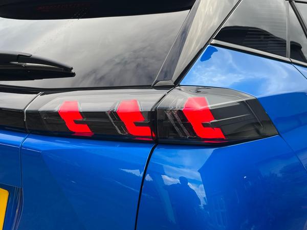 Used Peugeot E-2008 KE21NSF 37
