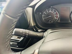 Suzuki S-Cross Photo 36