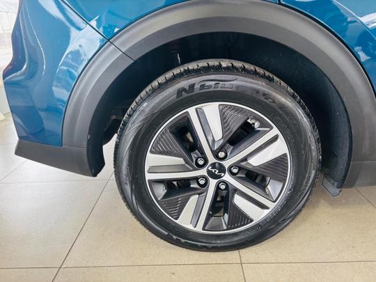 Kia Niro Photo at-5b3a23fa892f4d5389d23d83afc4b862.jpg