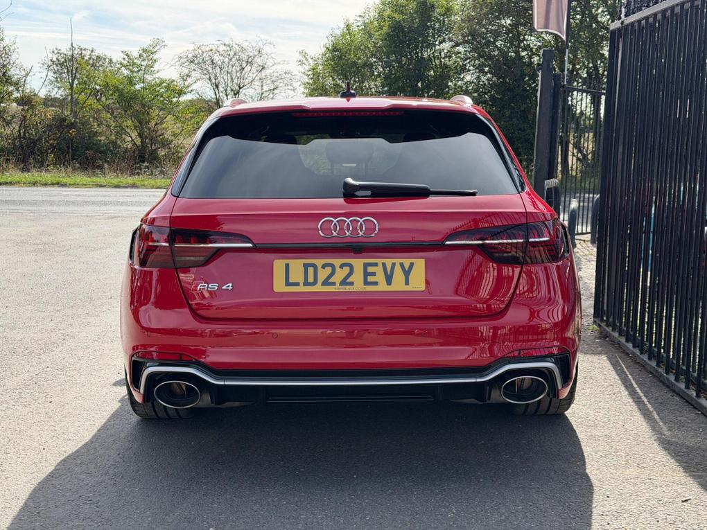 Used Audi RS4 Avant C13DJH 8