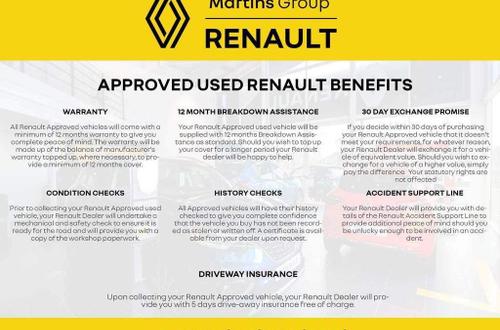 Renault Megane E-Tech Photo at-5b46eb5214674456bd48a759f36a66c8.jpg