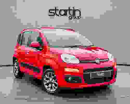 Fiat Panda 1.2 Lounge Euro 6 (s/s) 5dr Red at Startin Group