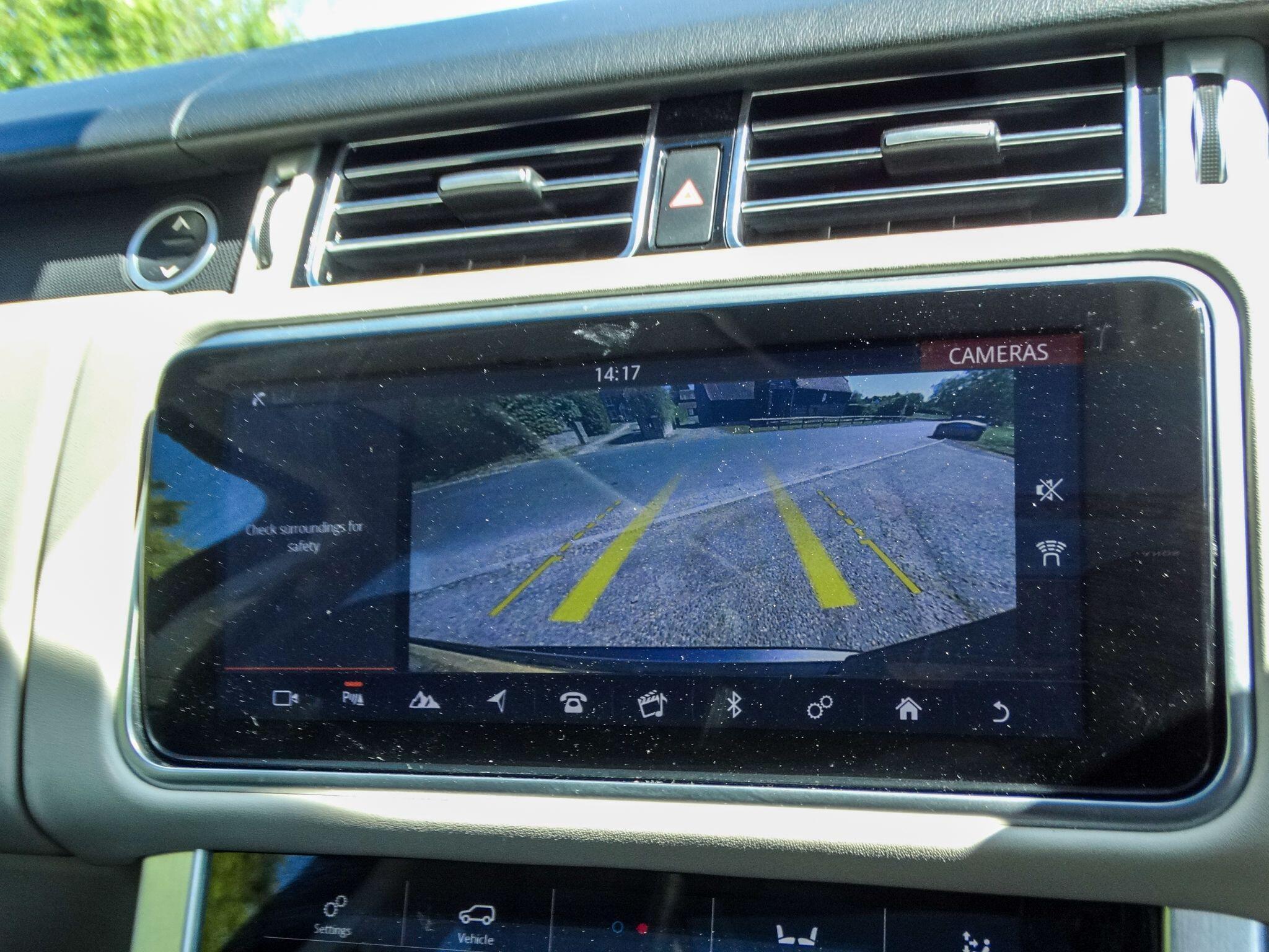 Land Rover Range Rover 3.0 SD V6 Vogue SE SUV 5dr Diesel Auto 4WD Euro 6 (s/s) (275 ps) — photo 17