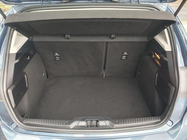 Used Ford Focus HJ70KHK 28