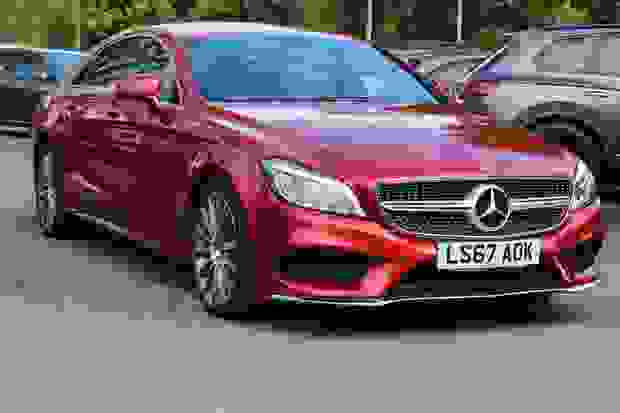 Mercedes-Benz CLS Photo at-5bd6f52803ae4fddb72e690029e0e7aa.jpg