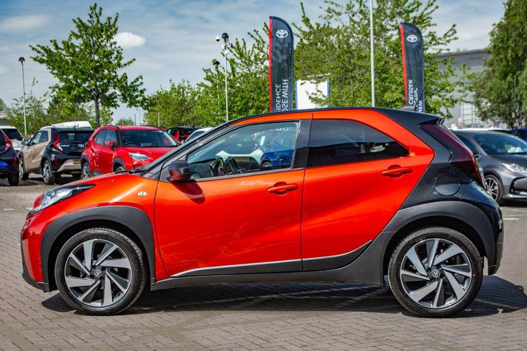 Used Toyota Aygo X WU72VZM 18