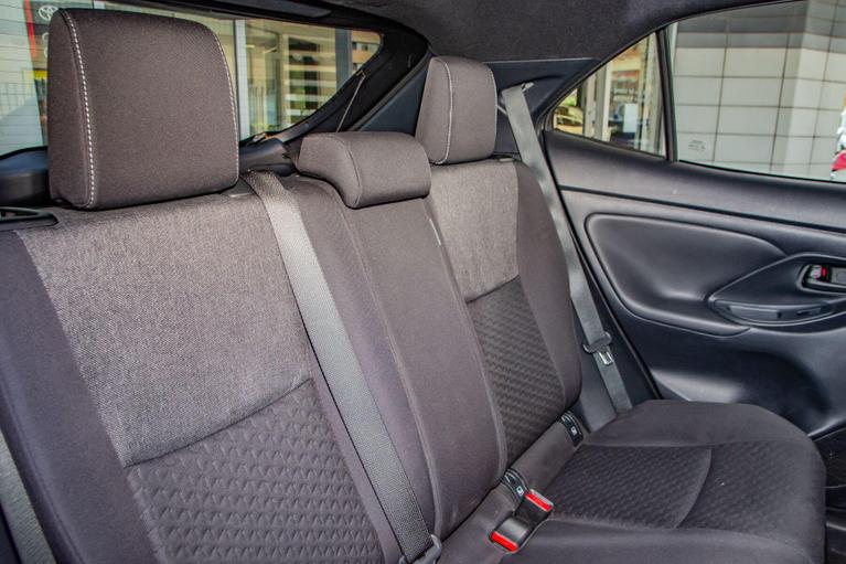 Used Toyota Yaris Cross RO74OJD 16