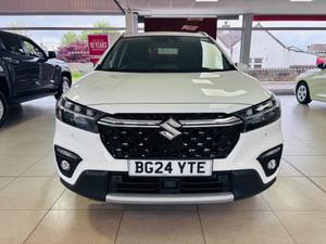 Suzuki S-Cross Photo 1
