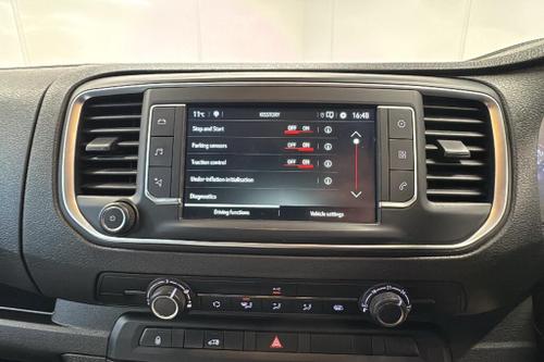 Vauxhall VIVARO Photo at-5c4fc896c62f407ea1e3589801f7db7e.jpg