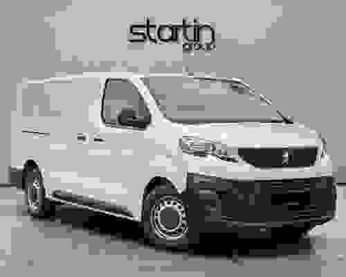 Peugeot Expert 1.5 BlueHDi 1000 Professional Premium + Long Panel Van LWB Euro 6 (s/s) 6dr White at Startin Group