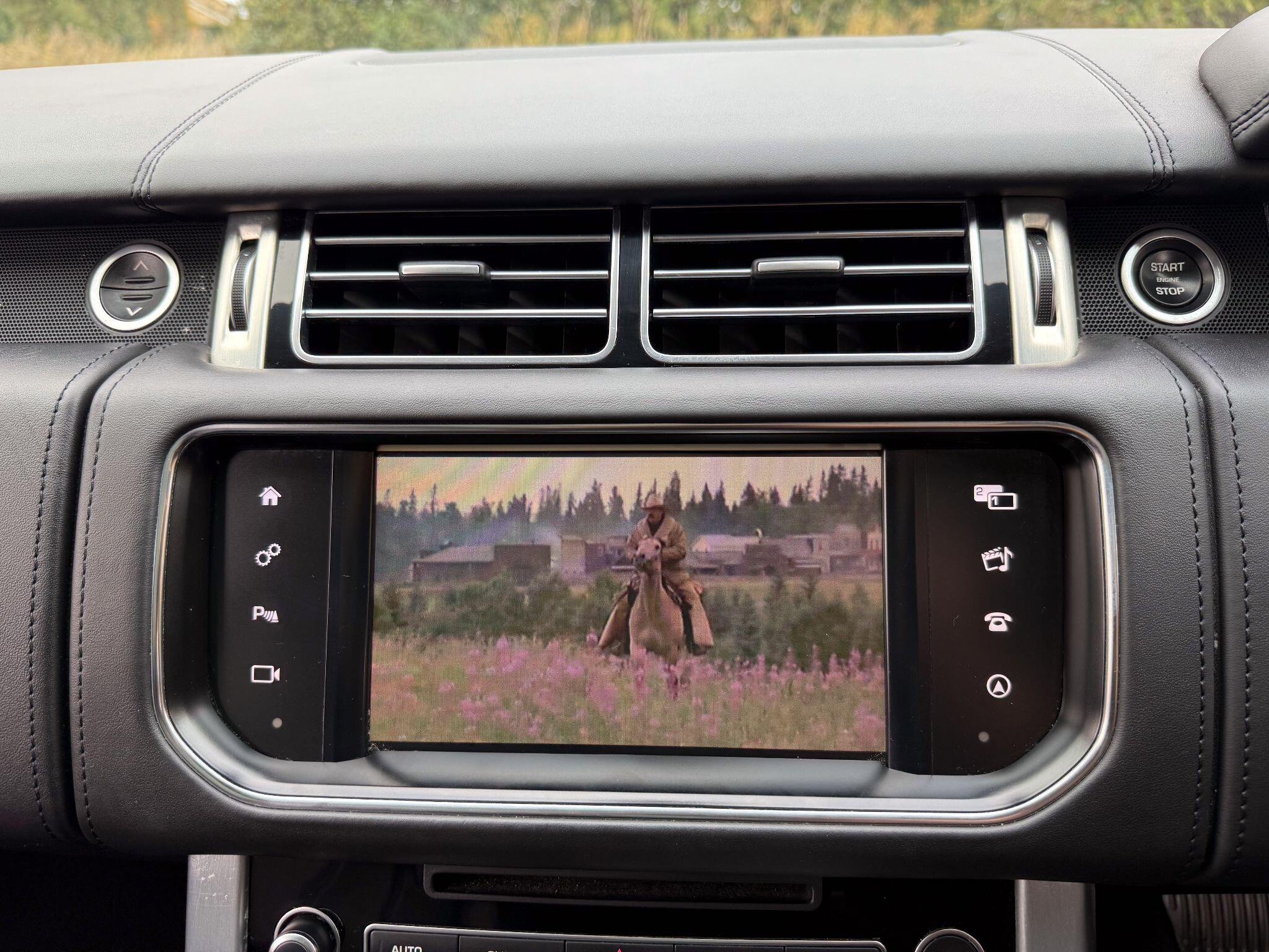 Land Rover Range Rover 3.0 TD V6 Autobiography Auto 4WD Euro 6 (s/s) 5dr — photo 21