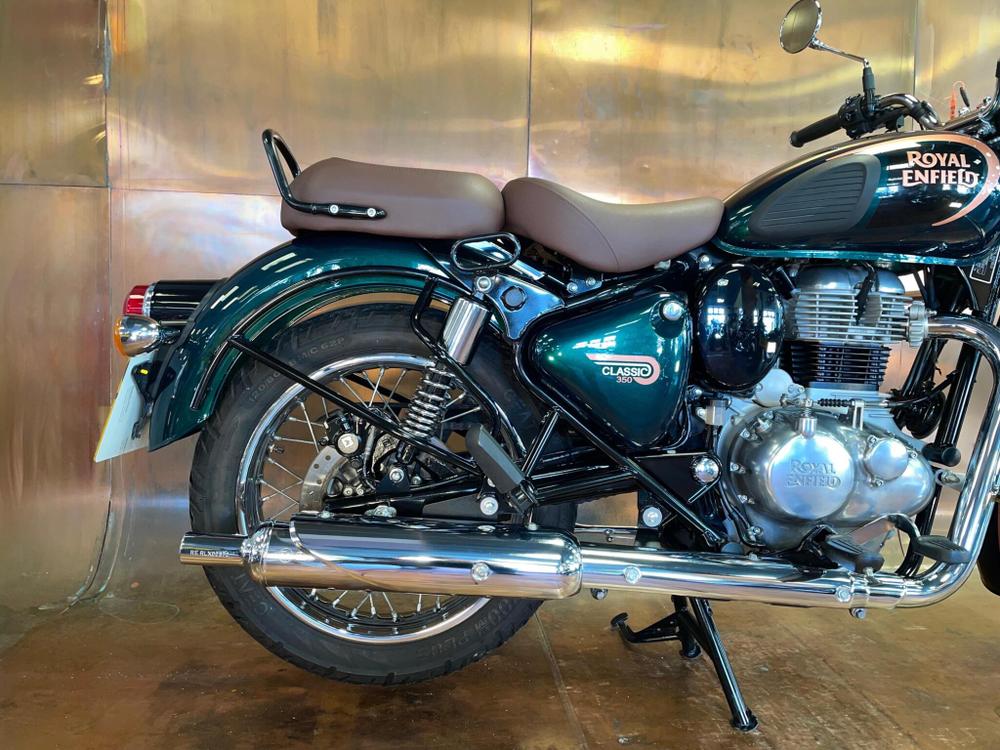Royal Enfield Classic 350 Photo at-5c76bfa697504a418afa13be1af7bc84.jpg
