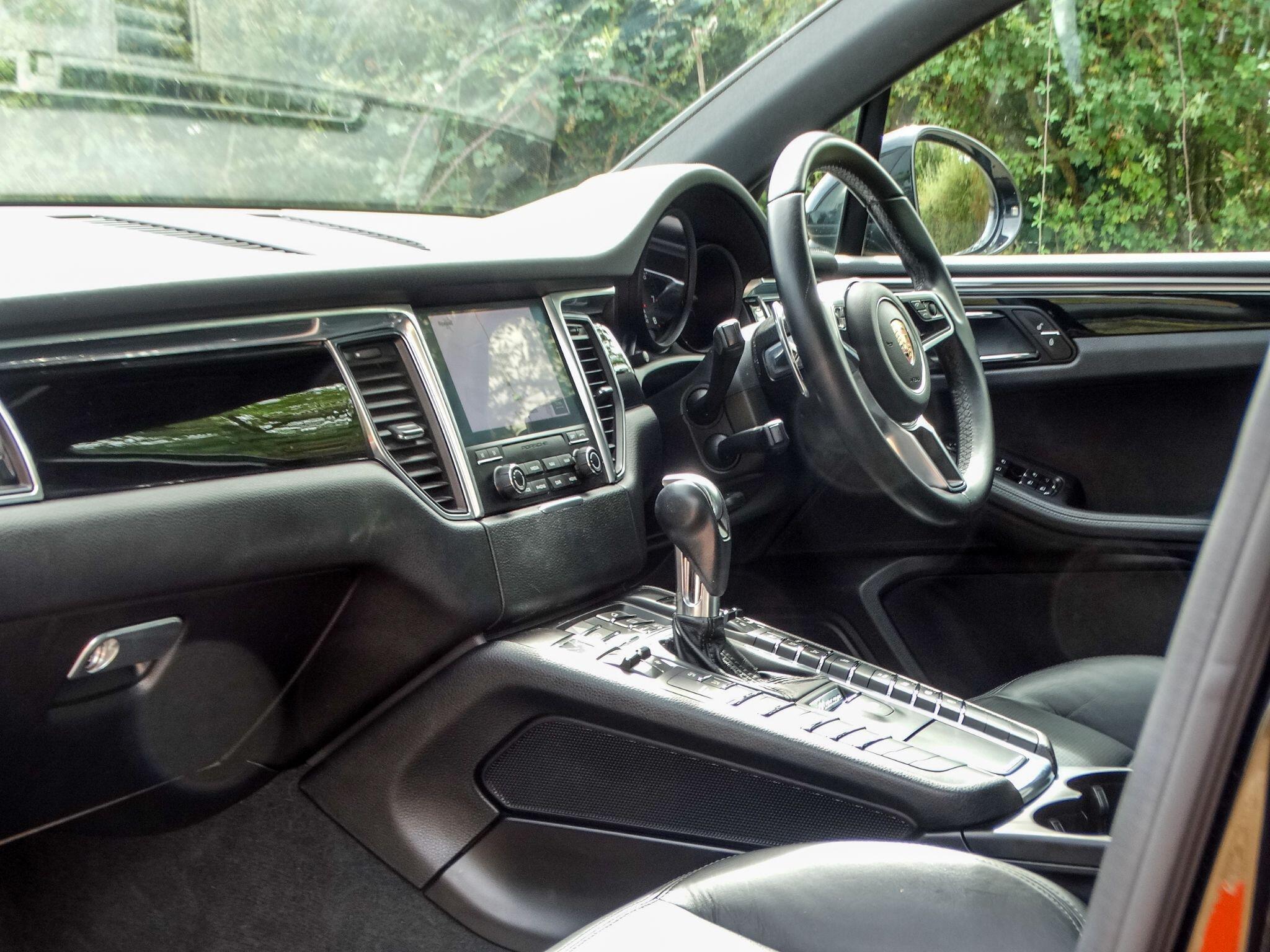 Porsche Macan 3.0T V6 GTS PDK 4WD Euro 6 (s/s) 5dr — photo 15