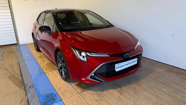 None Toyota Corolla 1.8 VVT-h GPF Excel Hatchback 5dr Petrol Hybrid CVT Euro 6 (s/s) (122 ps) Cash price photo