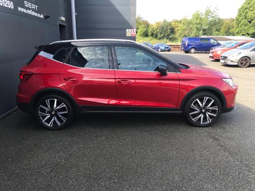 SEAT Arona Photo at-5cf1b5ff2d2f4c9b8f7dbff8e70713a2.jpg