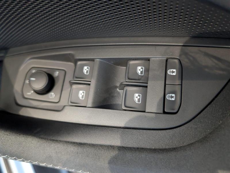 Skoda Kodiaq Photo at-5cf404c283174e699d2ad2ee987e7493.jpg