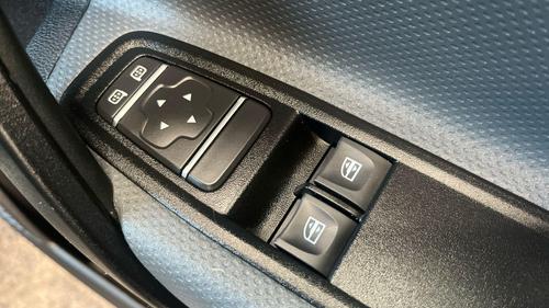Mercedes-Benz Citan Photo at-5d13f37af32e4f38b1eed51c4262e768.jpg