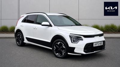 Used 2022 Kia Niro 64.8 kWh 4 White Pearl at Kia Motors UK