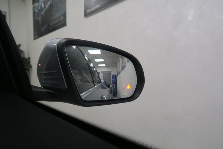 Used Mercedes-Benz EQC PF73JWM 18