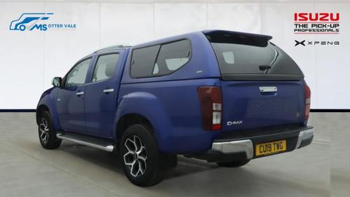 Isuzu D-MAX Photo at-5d59c4e0930f4b1eb01306d84208cad2.jpg