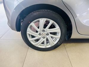 Suzuki Swift Photo 21