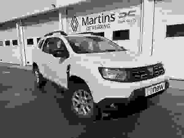 Used 2021 Dacia Duster 1.0 TCe Comfort Euro 6 (s/s) 5dr White at Martins Group