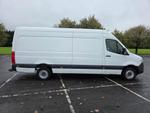 Mercedes-Benz Sprinter Photo 6
