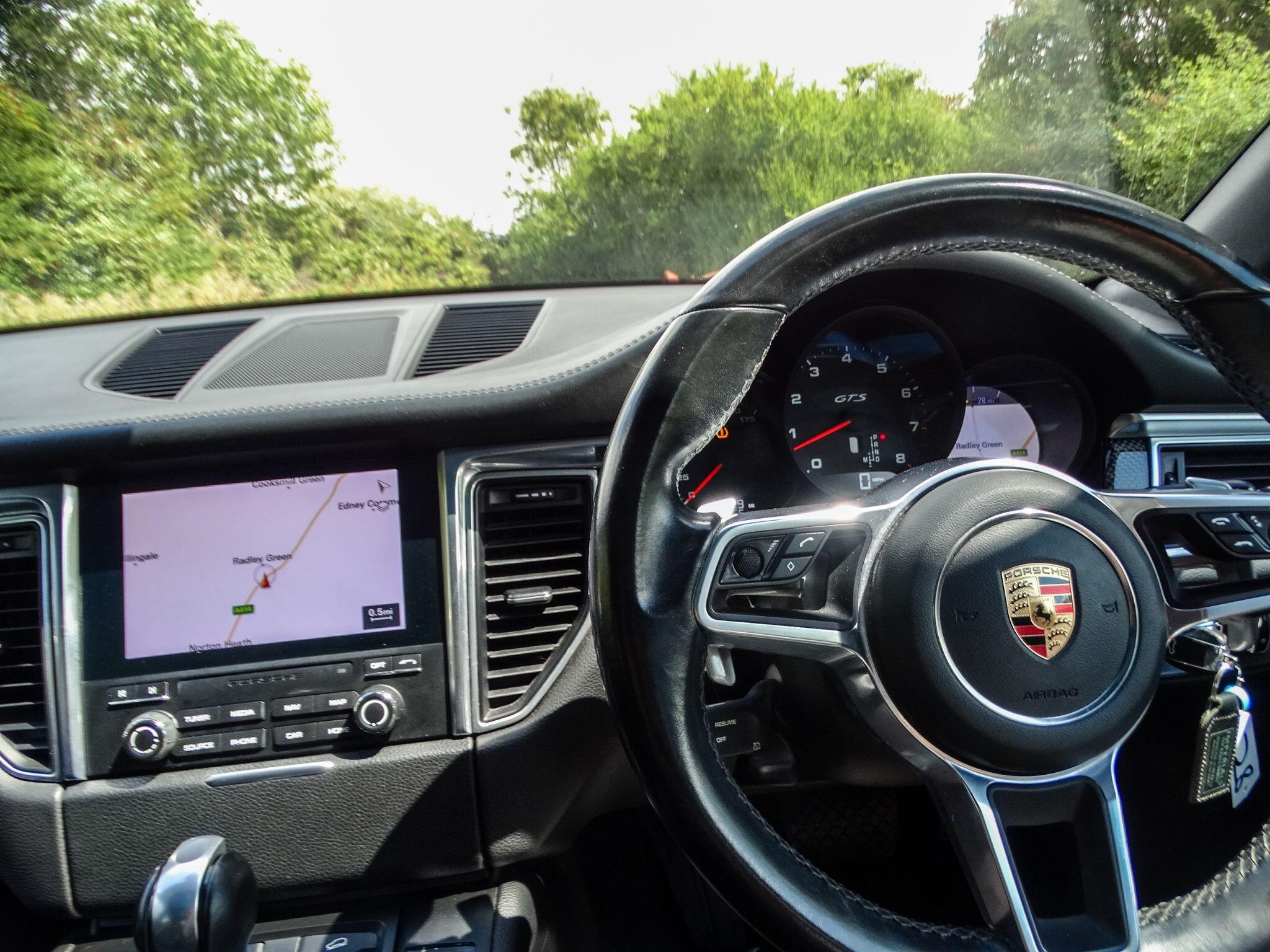 Porsche Macan 3.0T V6 GTS PDK 4WD Euro 6 (s/s) 5dr — photo 8