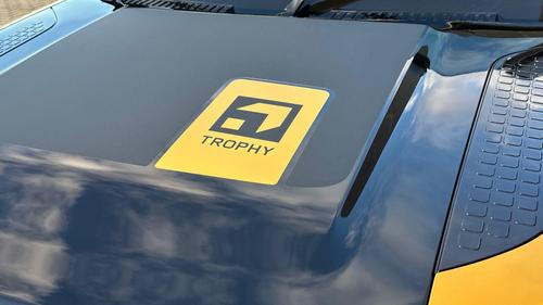 Land Rover Defender Photo at-5d96dd0461cc4e798c76529bd9fe55b0.jpg
