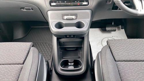 Mercedes-Benz Vito Photo at-5dbd2cd45bf8458182ff30289b21cf22.jpg