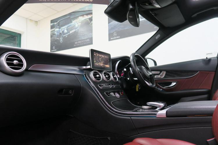 Used Mercedes-Benz C Class YB18UEL 9