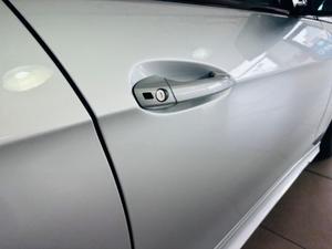 Mercedes-Benz E Class Photo 9