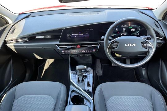 Kia Niro Photo at-5dd8431dda104c8ca6c78ec82b62121d.jpg