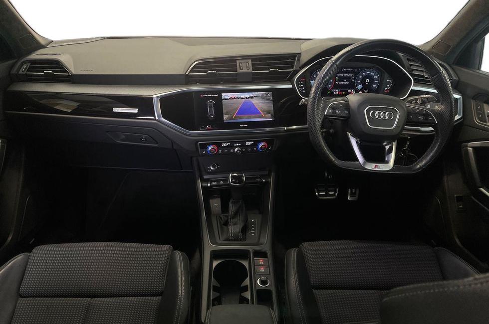 Audi Q3 Photo at-5ddcb96ea69140a6adbf1ca1e6818e8d.jpg