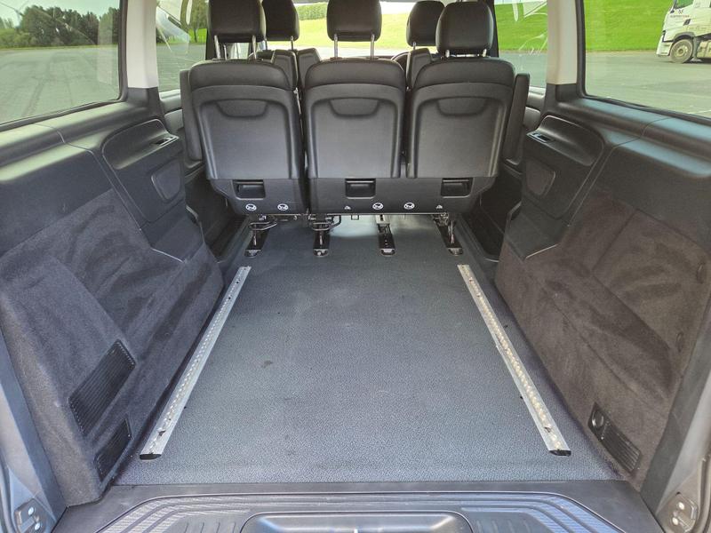 Mercedes-Benz Vito Photo at-5de4e4ace33d46ad944ba3a472c55737.jpg