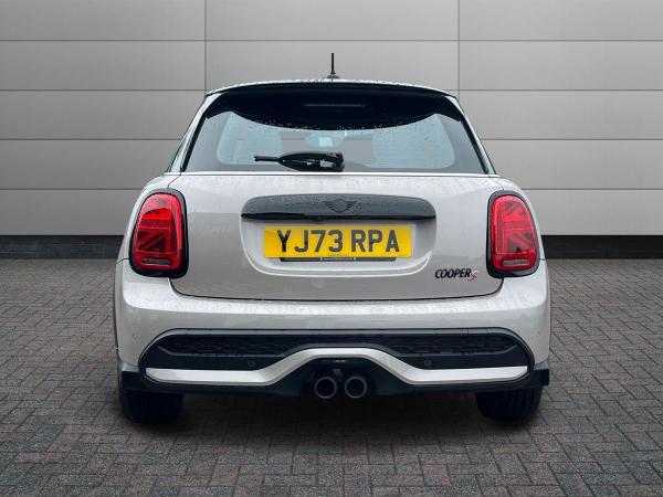 MINI Hatch Photo at-5e200ef4413b44e4a90caf41c8351f09.jpg