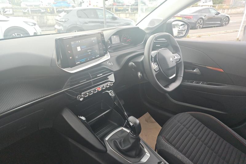 Used Peugeot 208 NV22HSX 4