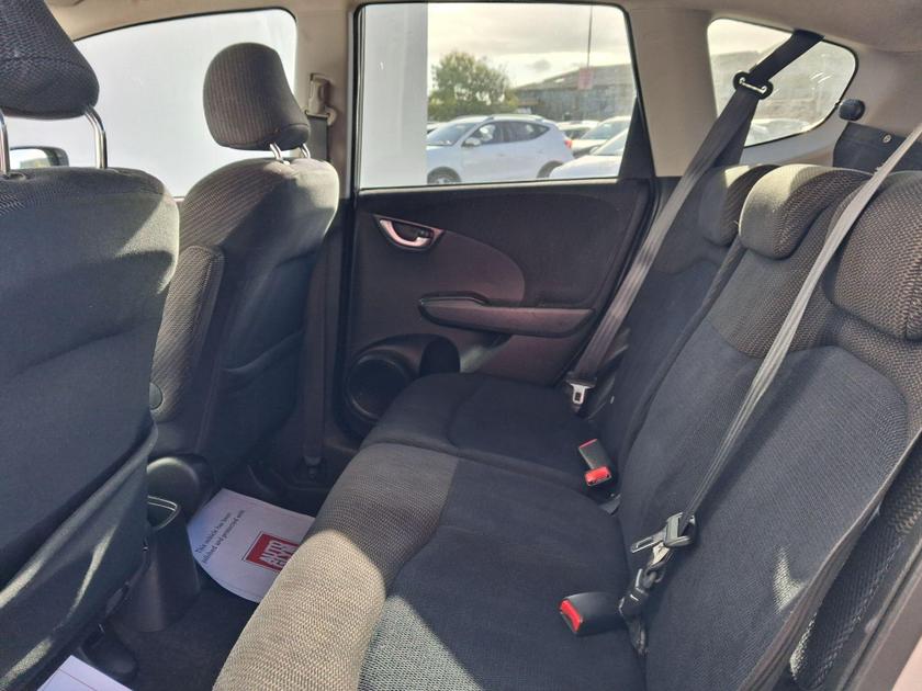 Honda Jazz Photo at-5e497496135042bd84b99c5ce5d56499.jpg