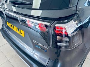 Suzuki S-Cross Photo 22