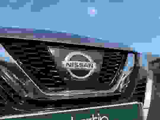 Nissan Qashqai Photo at-5e50a931ceed49f9952ed81df53ac4de.jpg